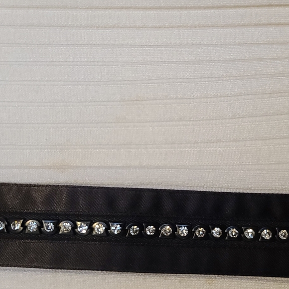 Belldini Tuxedo Vest - Picture 2 of 12